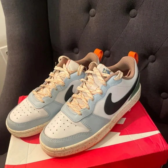 Nike court borough low 2
